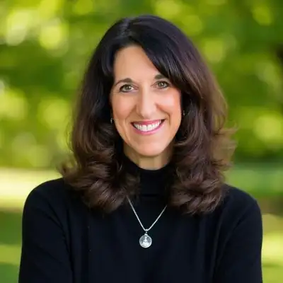 Juli Shulem, M.S., PCC, CPC