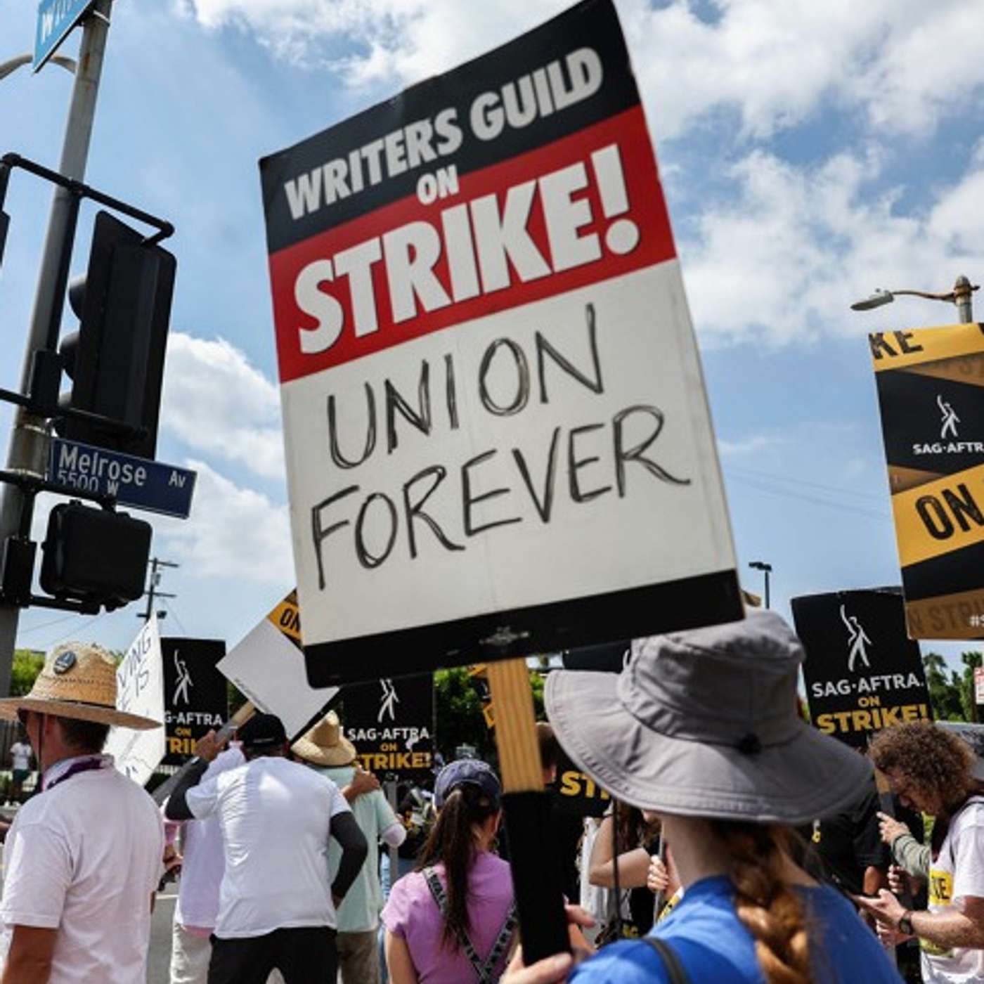 32 - Activision Blizzard Deal Update, Hollywood WGA Strike Resolved, Netflix Price Hike | 07.10.23