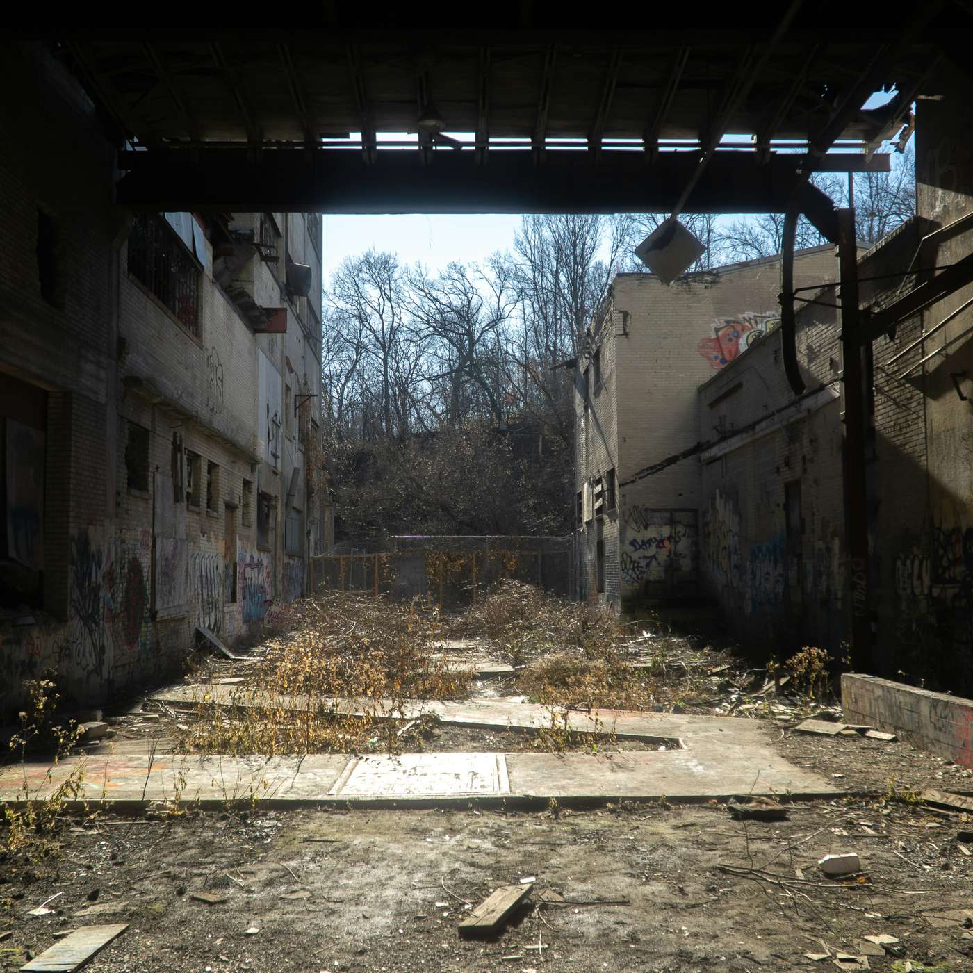 Beneath the surface [All The Best Radio 24h audio race]