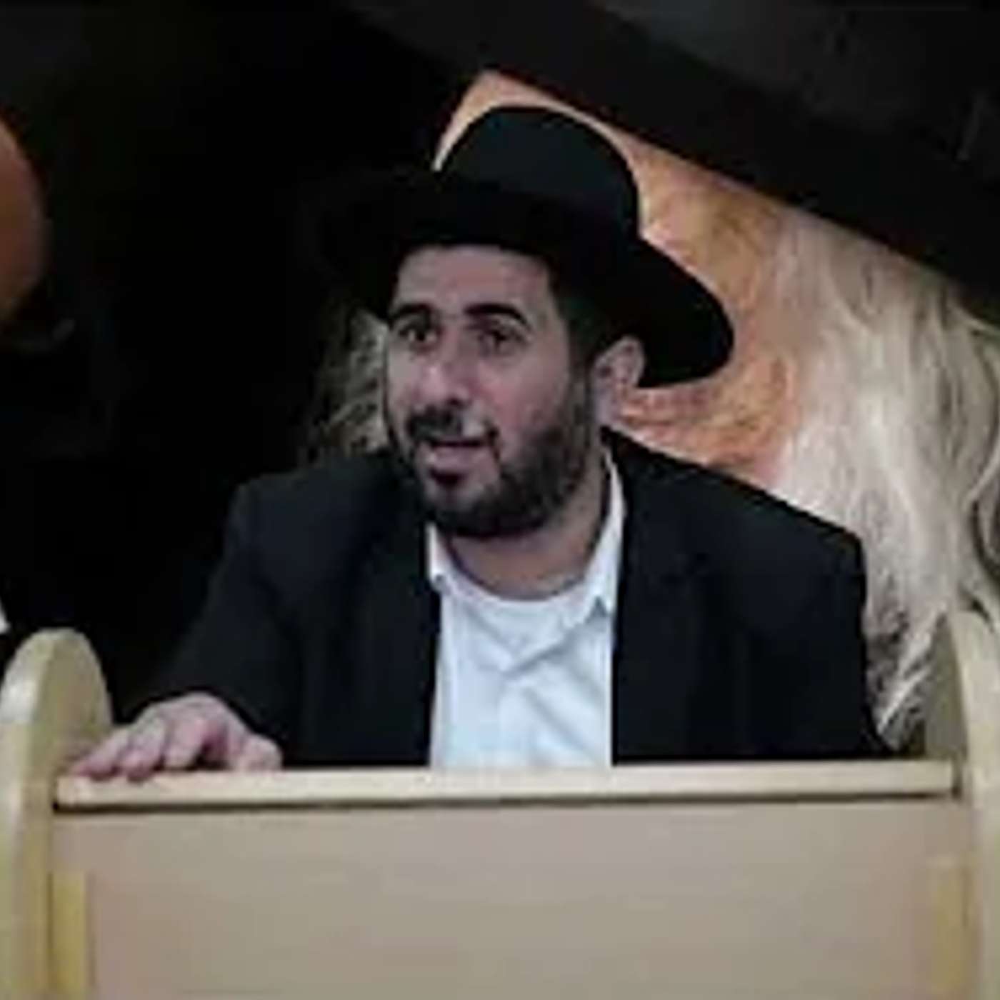 הרב זל״א | איך המליץ רבי חיים קנייבסקי ליהודי לצאת מחובות אחרי שנעקץ ביותר ממליון שקל? episode artwork