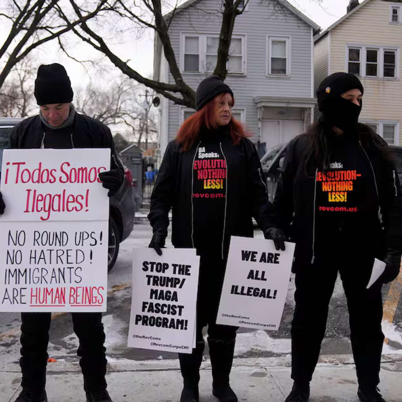 ICE Expands Chicago Operations, Trump Proposes Employee Buyouts, Trump Urges Musk on Astronauts, Kansas City Reports Huge TB Outbreak, and more...