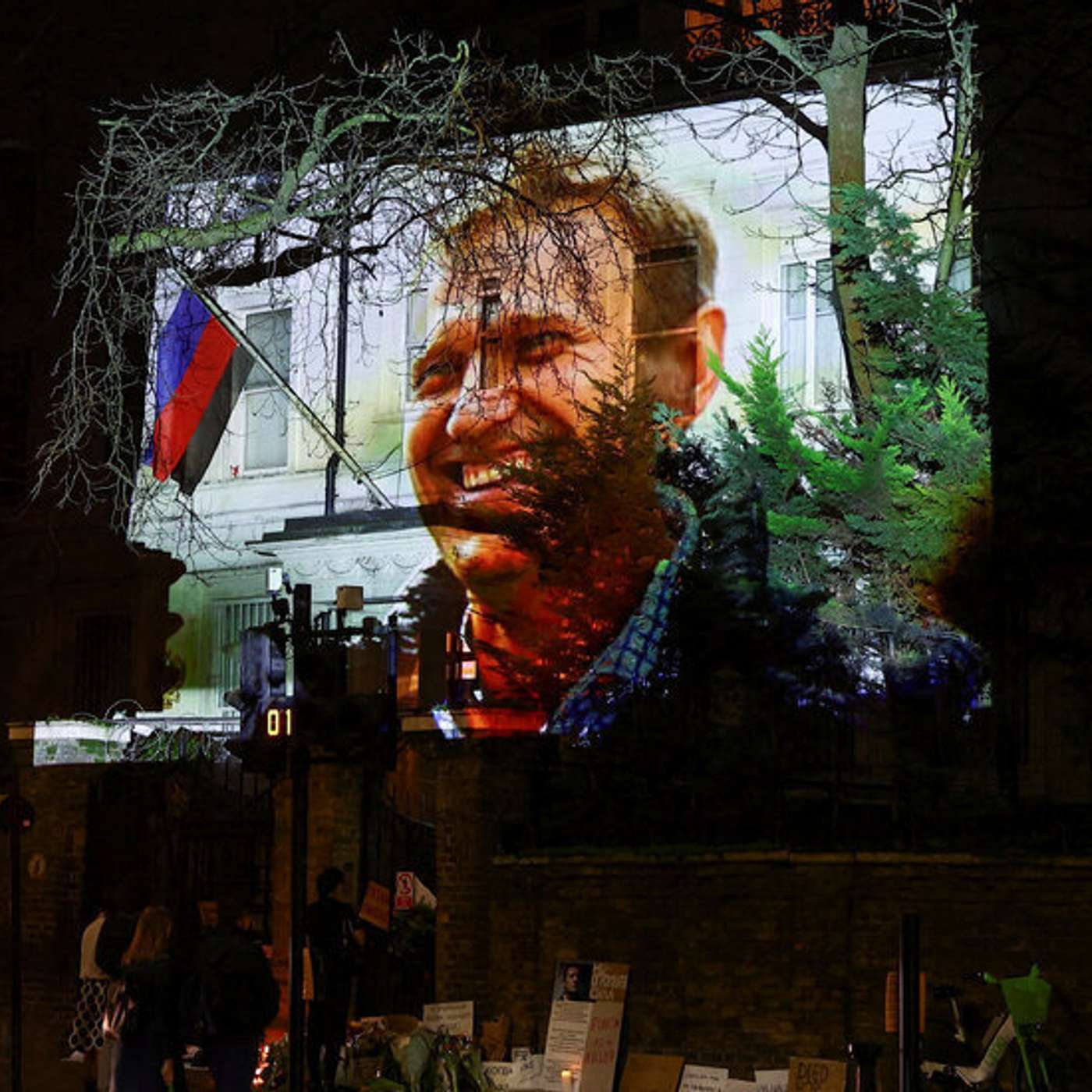 Russian Dissident Navalny Mysteriously Dies, Biden Urges Urgent Ukraine Aid, Thaksin Shinawatra's Controversial Release, UNSC to Vote on Ceasefire, and more...