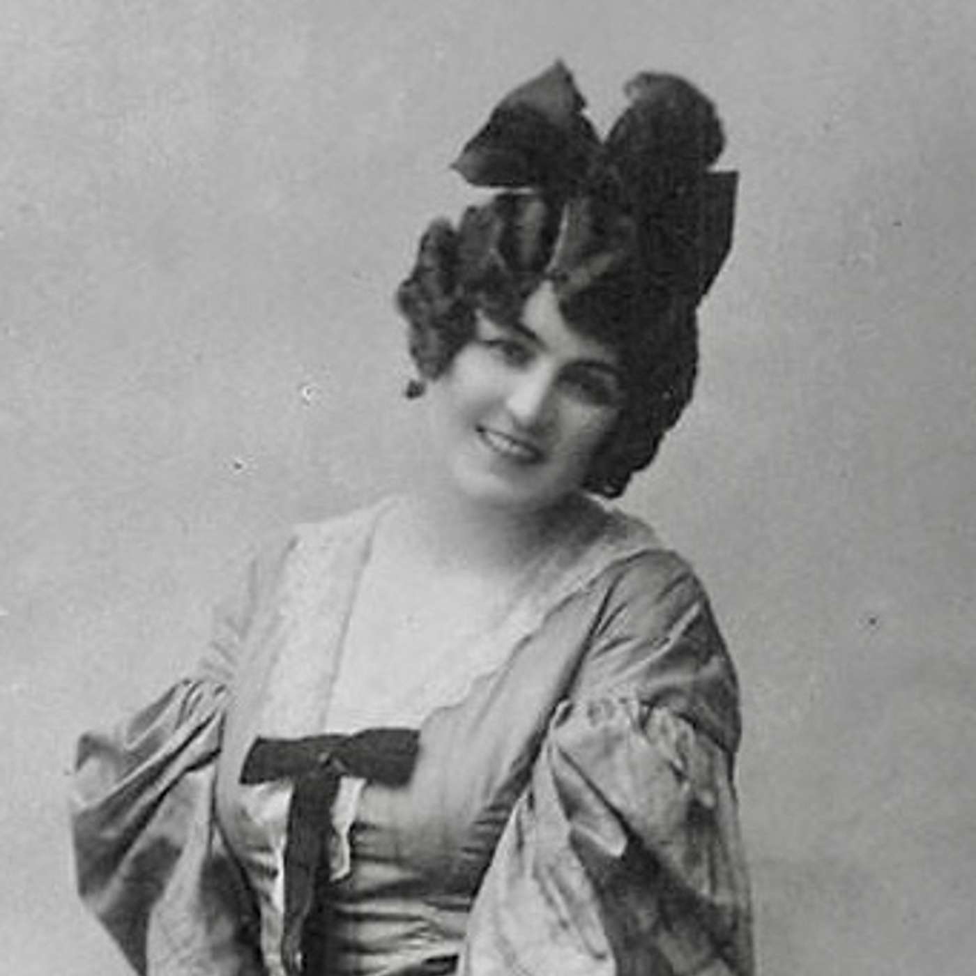 L'Aria che Tira…pillole di lirica - In quelle trine morbide  - (Manon Lescaut) -  Maria Zamboni