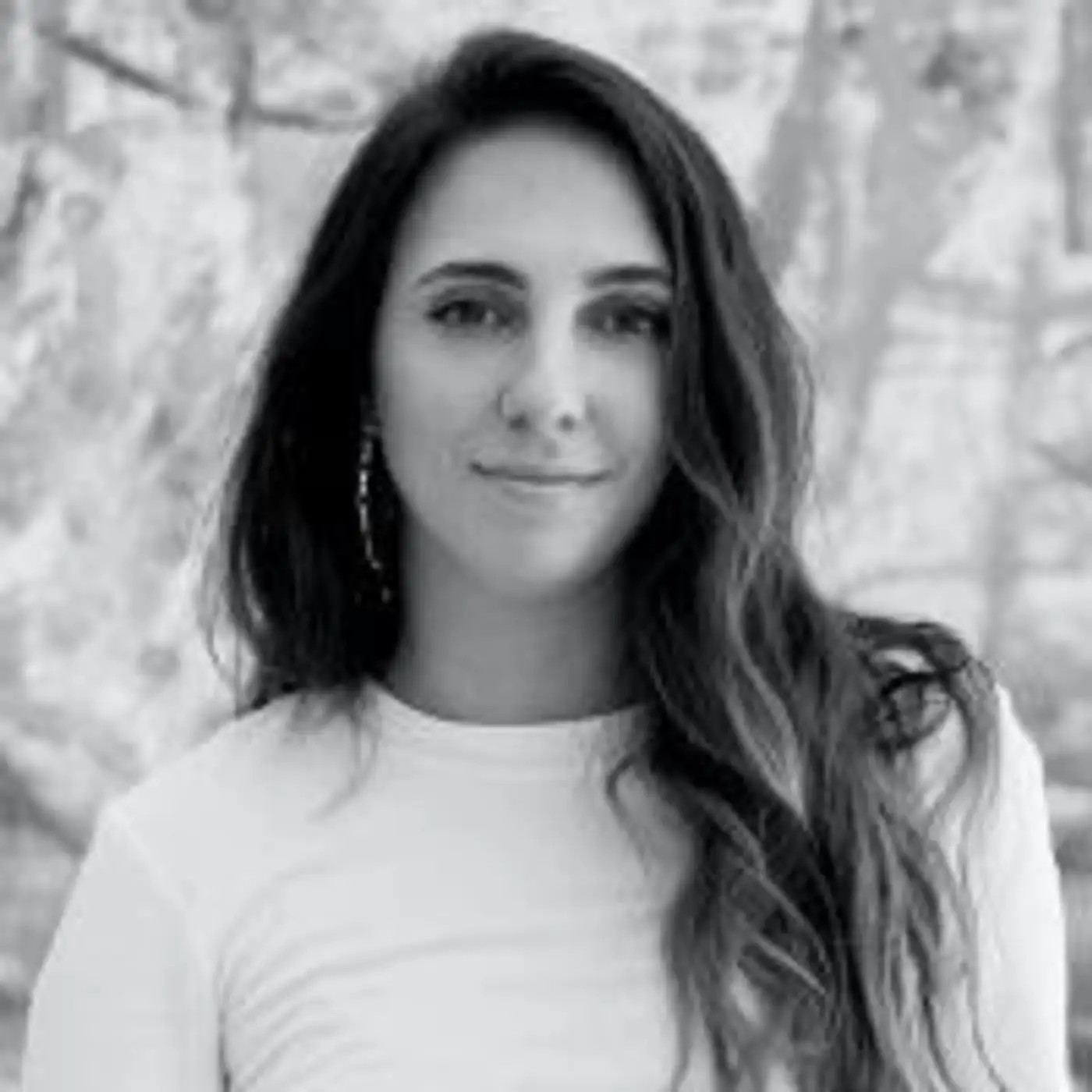 Cover art for episode: Diseño de experiencias digitales positivas, con Mauren Kaufmann  - CRO.CAFE podcast