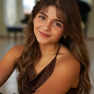 Mia Cabrera