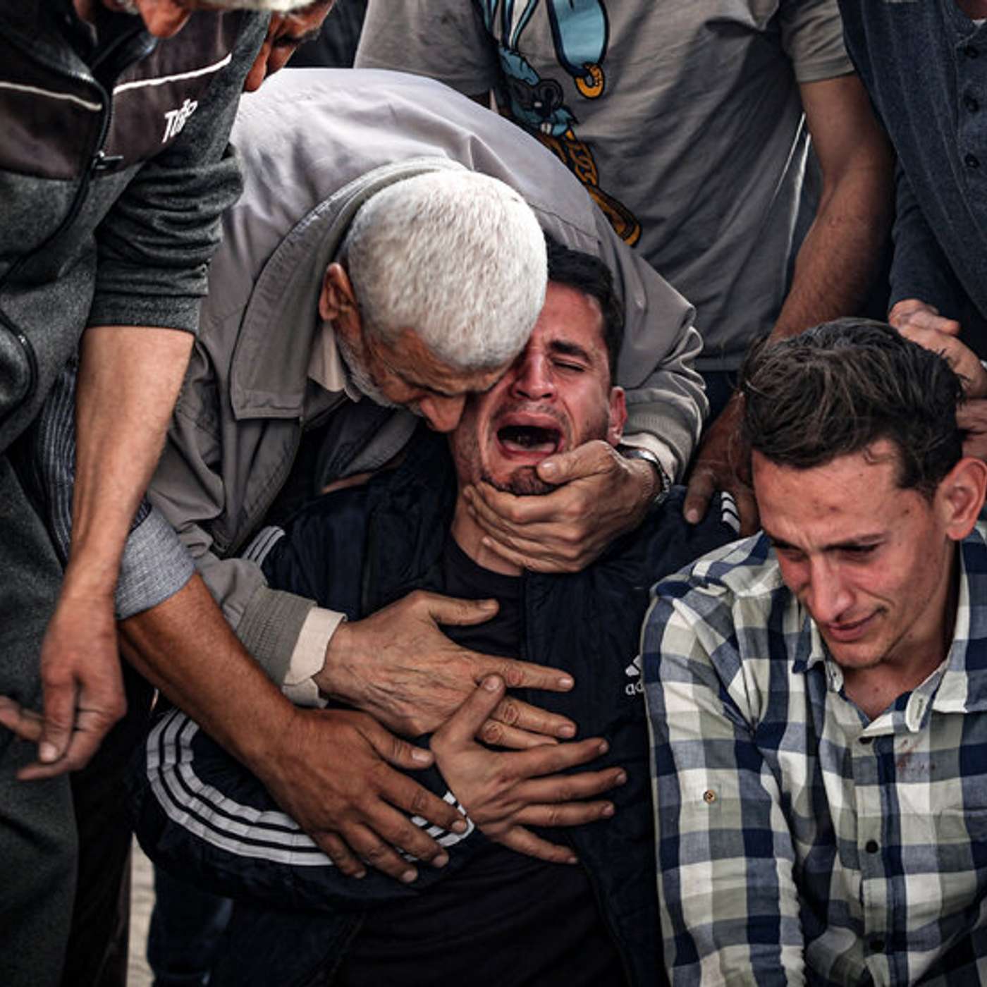 US House passes Ukraine aid, Deadly Night in Gaza, Navalnaya Warns of Putin's Nuclear Threat, Swimming Doping Scandal, and more...