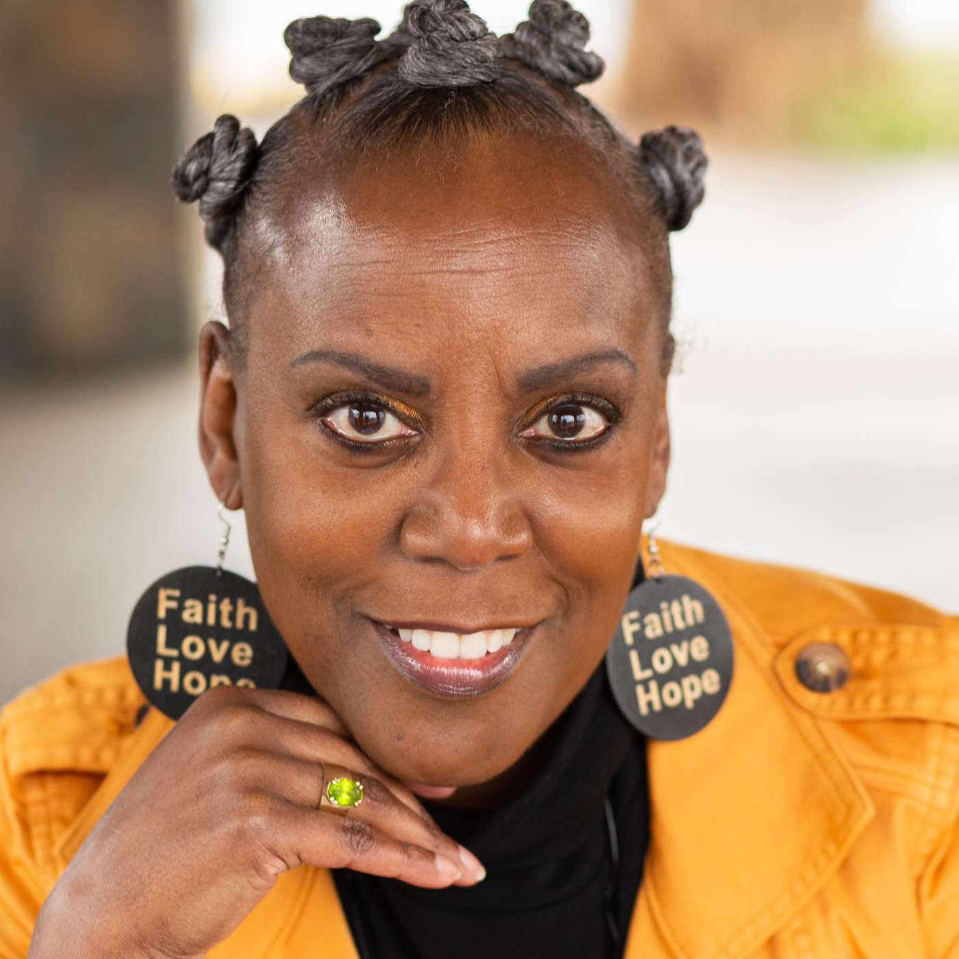 Your Artistic Destiny Belongs to You with poet Glenis Redmond. episode artwork
