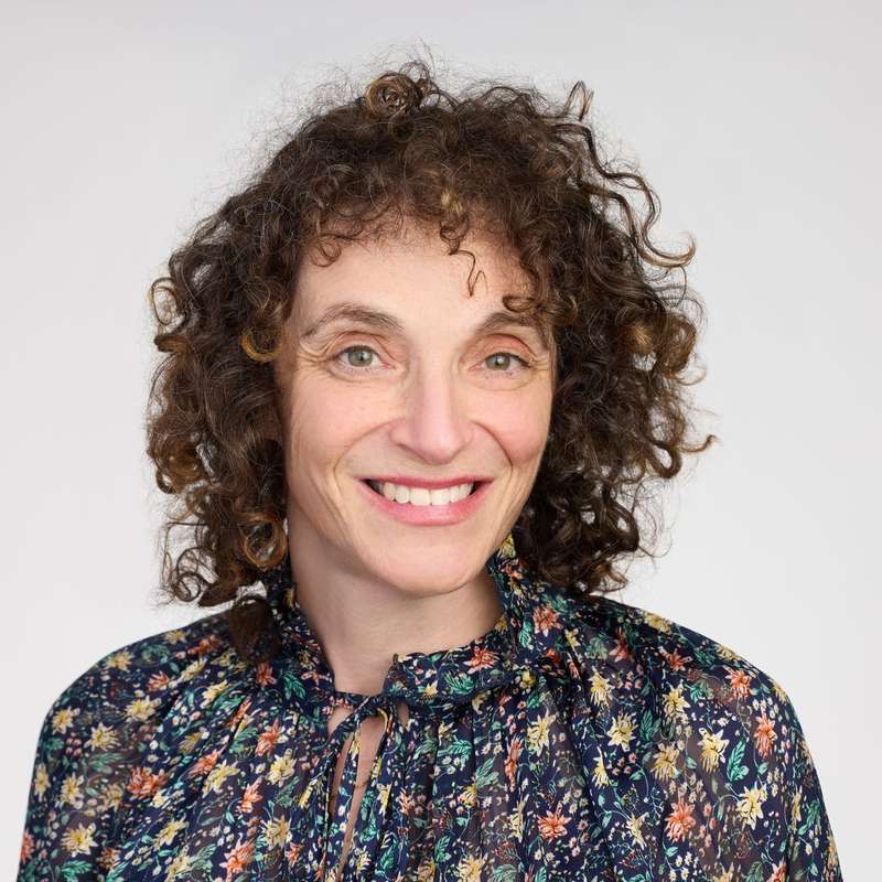 Helena Schotland, MD