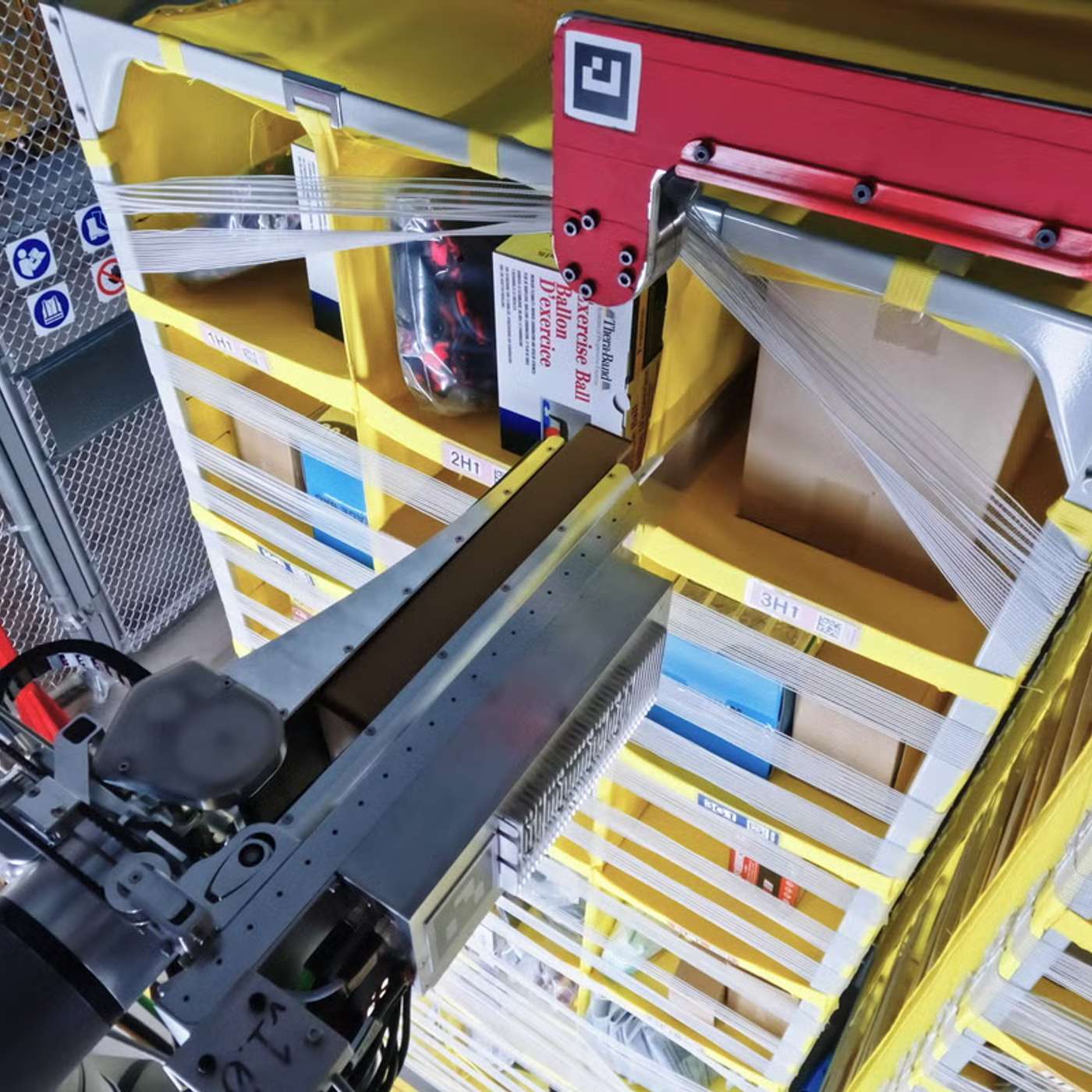 Amazon Unveils New Warehouse Robots, Apple Moves iPhone Production to India, Autonomous Vehicles Expand Global Reach, Samsung Galaxy S25 Edge Debuts, and more...