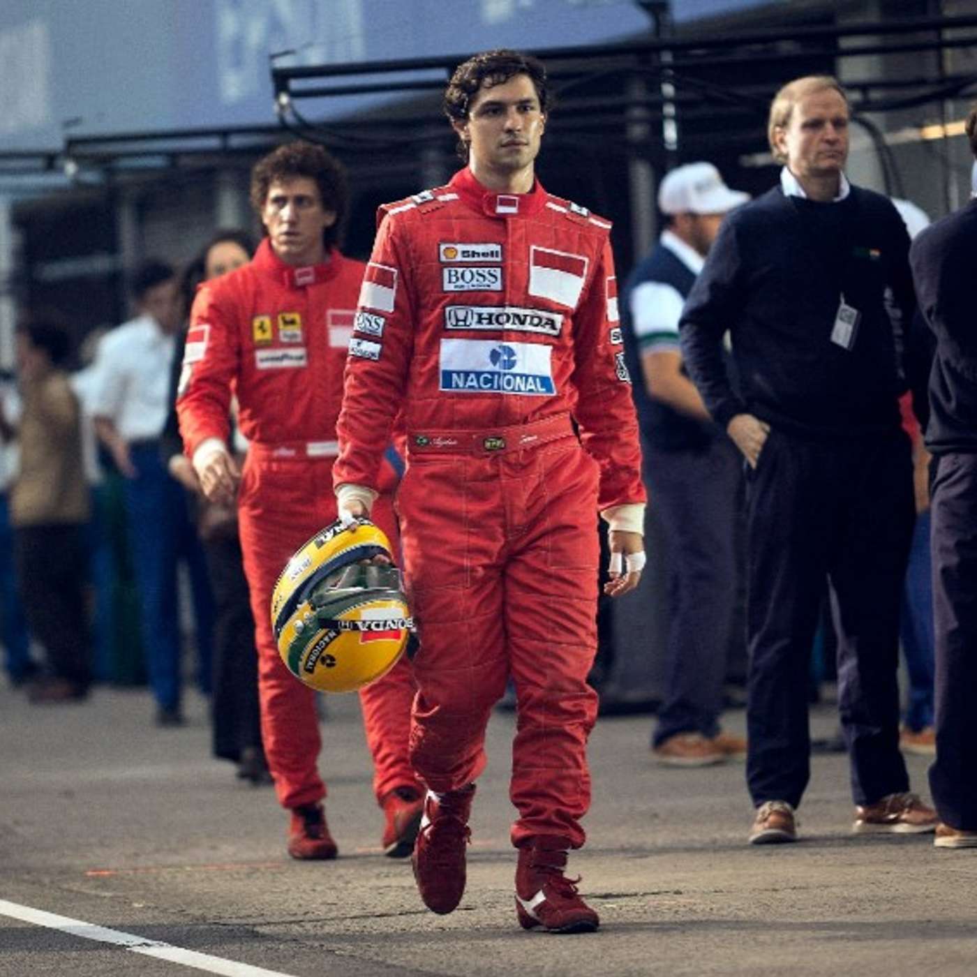 Gabriel Leone impressiona como Ayrton Senna, na nova minissérie da Netflix