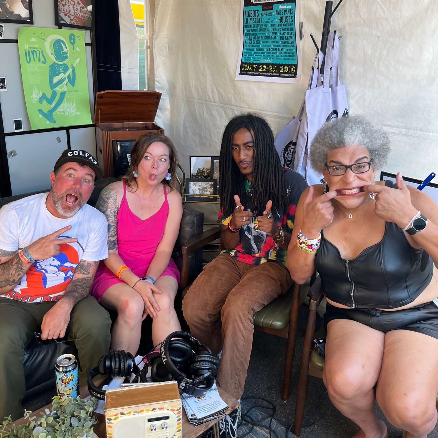 Get Loud Radio Lounge