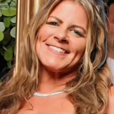 Heather Leslie 