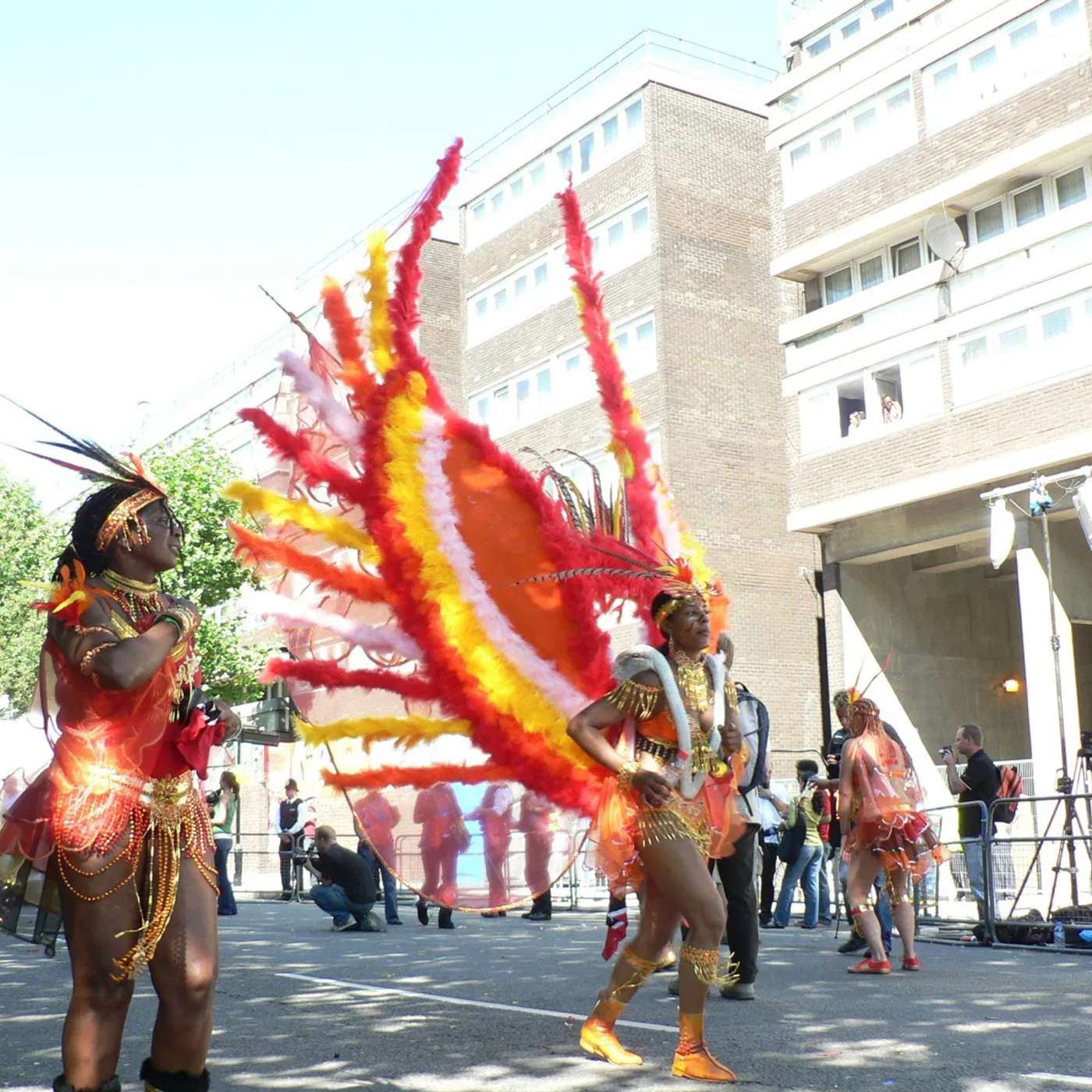 Violence Shadows Notting Hill Carnival, East London Fire Evacuates Residents, Princess Kate's Rare Appearance, 9.3M UK Households lack EV Chargers, and more... episode artwork