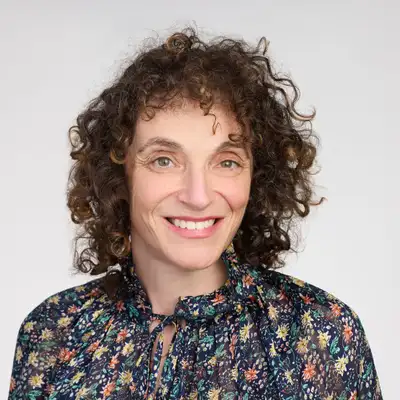 Helena Schotland, MD