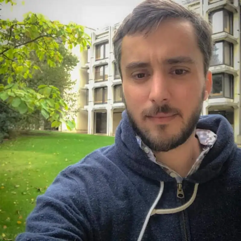 Você sabe a diferença entre SAY e TELL? Aprenda agora! 😬