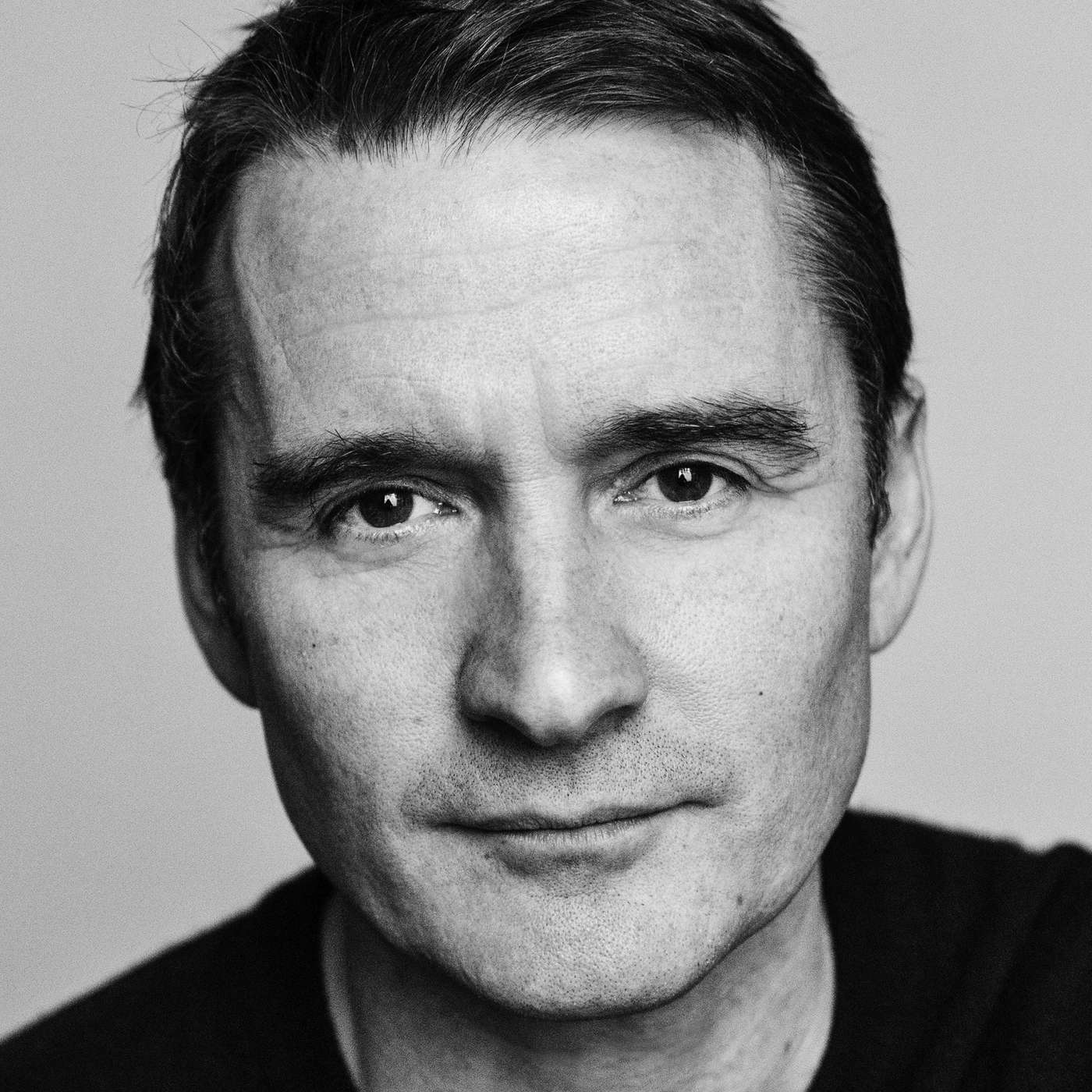 REBROADCAST: The Crown's Alastair Mackenzie performs "Savage" by Kamila Shamsie