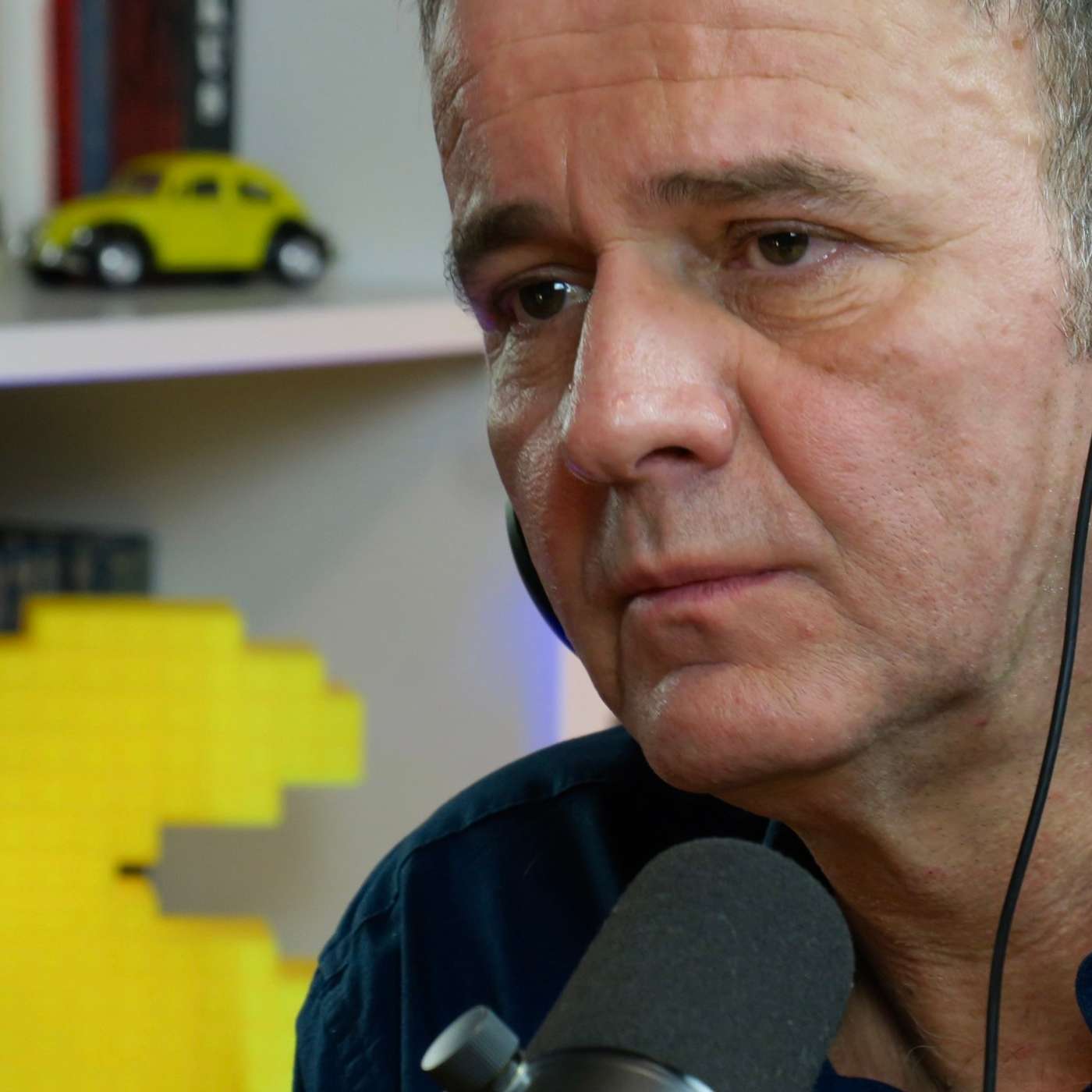 Frontmen Eve Braun: „Kada ti se razboli dete shvatiš da u životu nisi imao  problema.” | Agelast 249