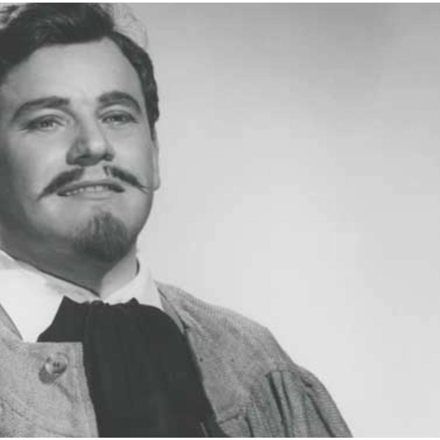 L'Aria che Tira…pillole di lirica -  Pietà, rispetto, amore - (Macbeth) - Mario Sereni