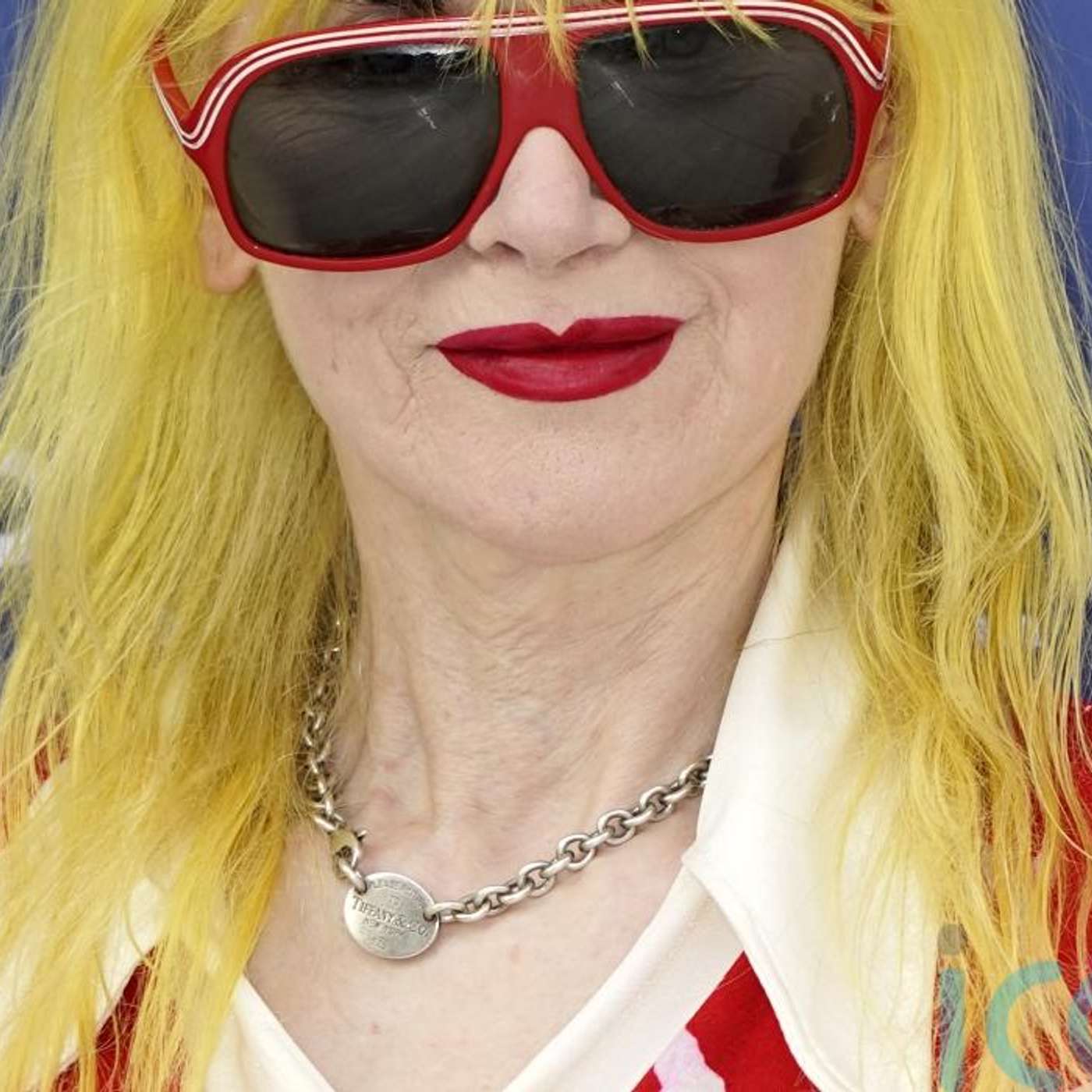 Pam Hogg Dies Shocking Fashion, Raymond Reunion Celebrates Legacy, Gibson SG Sells for 76800, Foreigner Announces 2026 Comeback Tour, and more...