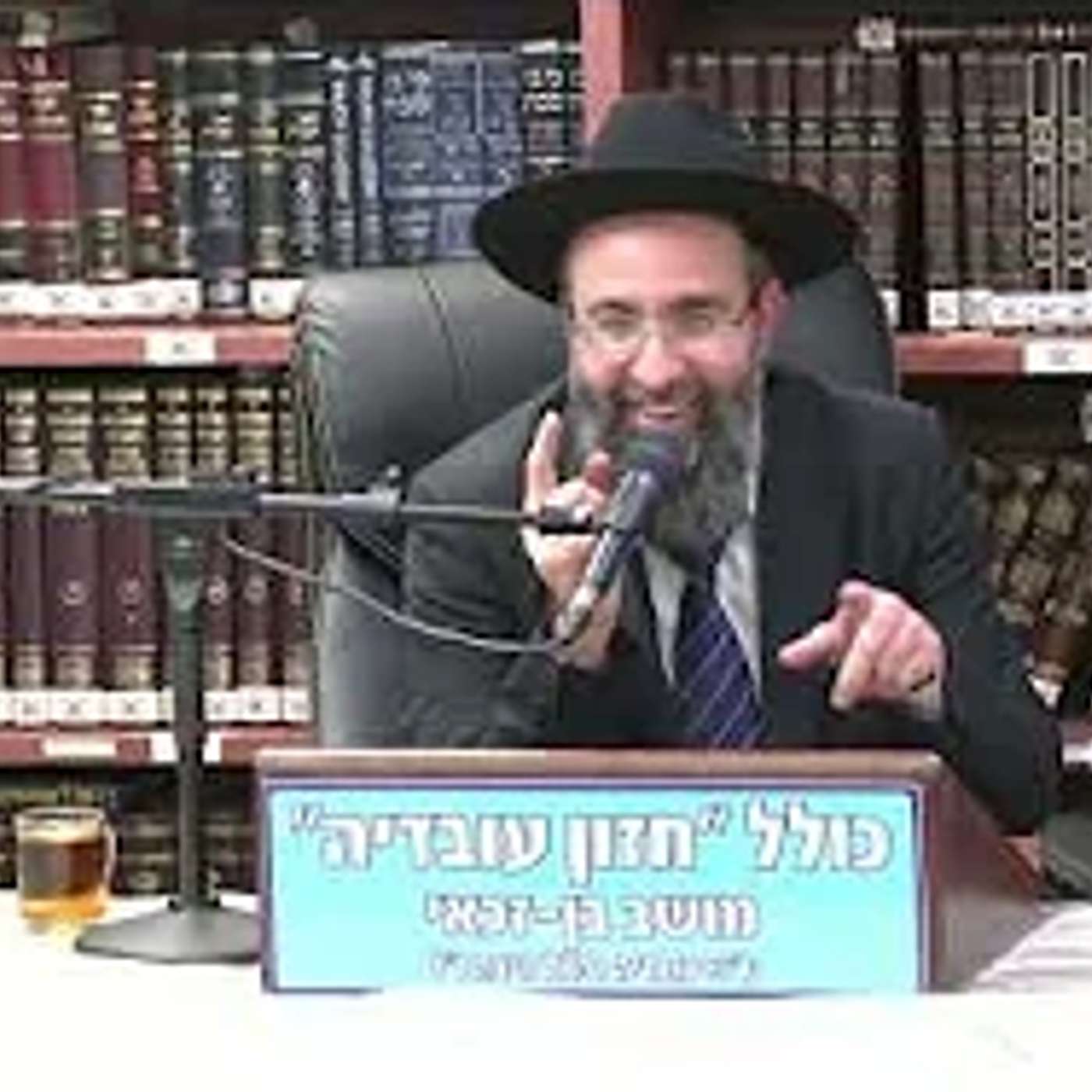 הרב אלמוג לוי :  הלכות חנוכה .