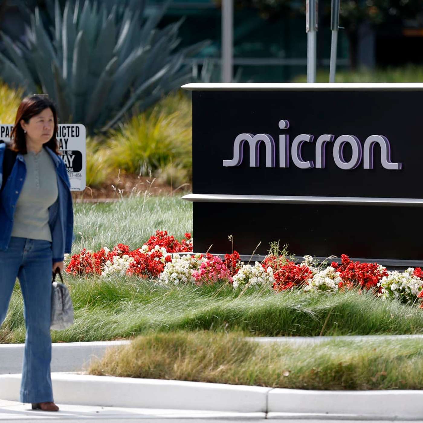 Micron Exits Consumer Memory, Google Rolls Out AI Fitting Room India, Anthropic Eyes 2026 IPO, AI Giants Fail Safety Standards, and more...