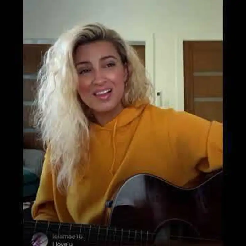 [Music Fridays] Tori Kelly Unplugged
