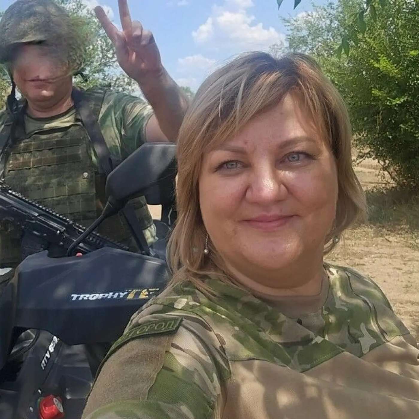 Финансово-патриотический скандал. Глава провоенного фонда обвинила депутата в госизмене за критику расходов