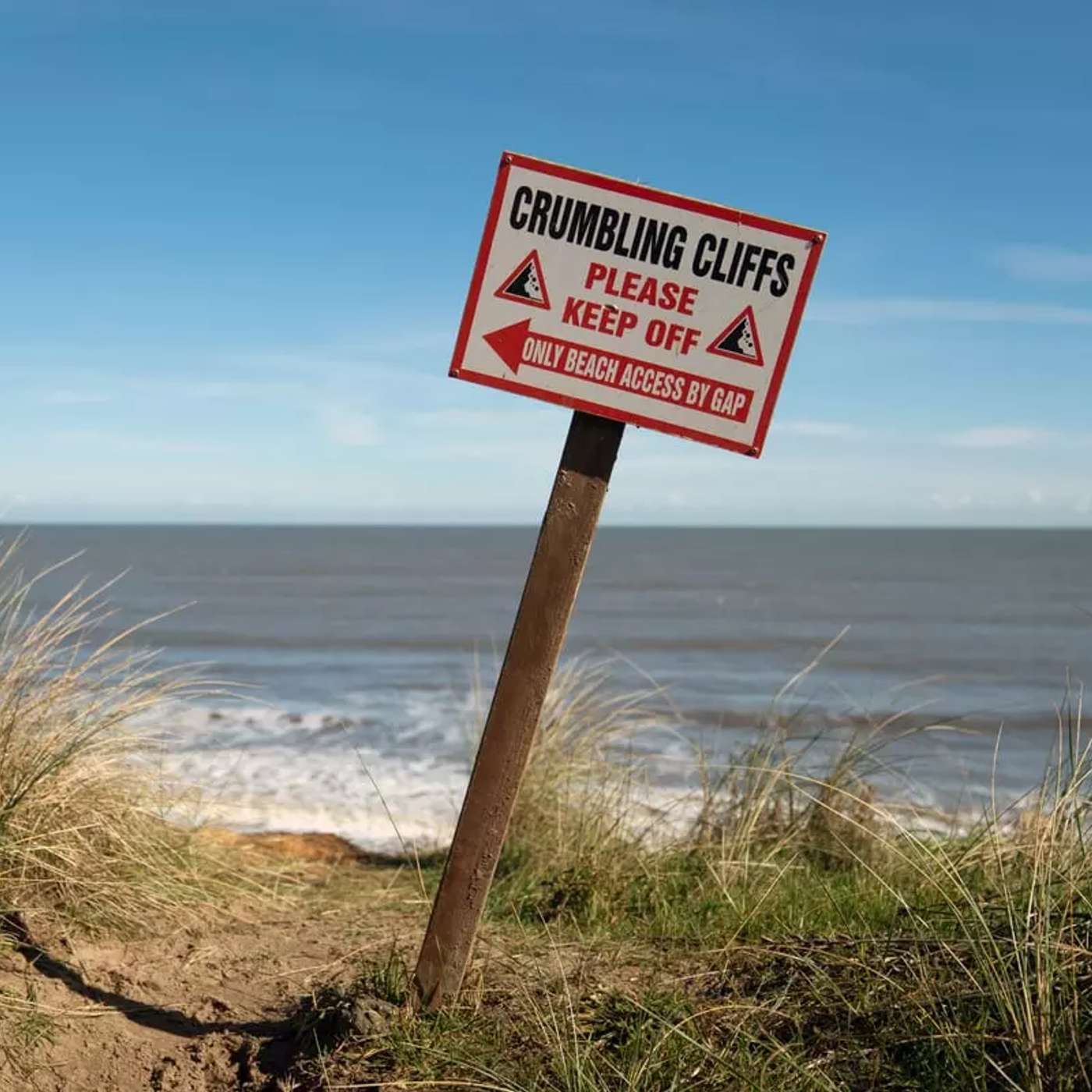UK MPs Advocate Coastal Restoration, Police Hunt for Naked Prowler, Oasis Reunites for UK Tour, IOPC Investigates Custody Death, and more... episode artwork