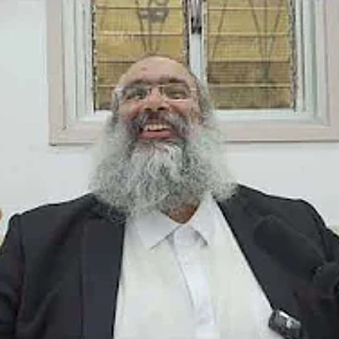 האם מותר לעשן לכתחילה בחג▪️הרב נחמנסון▪️(בית כנסת חב"ד כפר סבא)