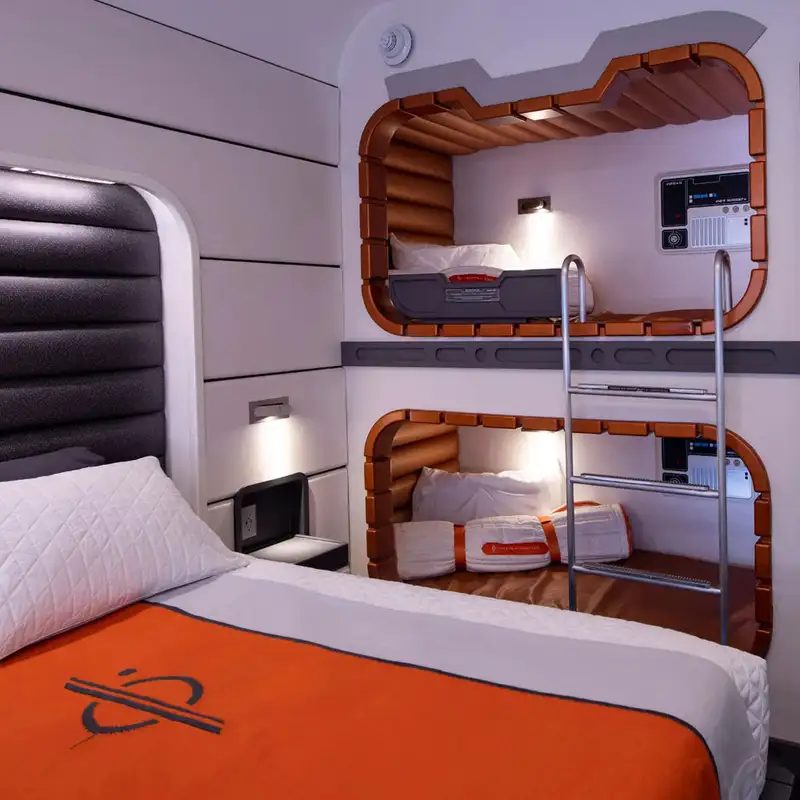 Episode 193: Star Wars Galactic Starcruiser