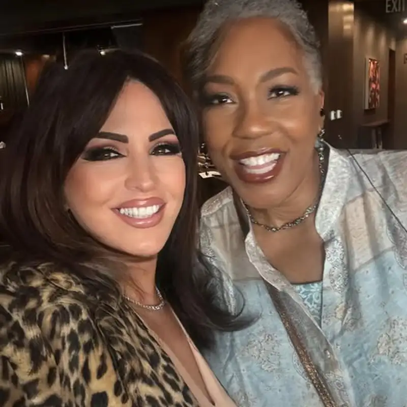 Wendy Karigianes Live in Las Vegas | Jazz Vocal Performance at Vic’s | Live from Vic’s KUNV